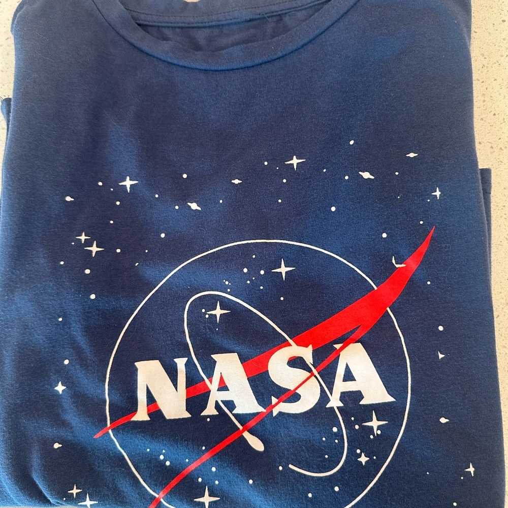 🩵GUC- SCIENCE T-SHIRT- NADA. NAVY Graphic Tee